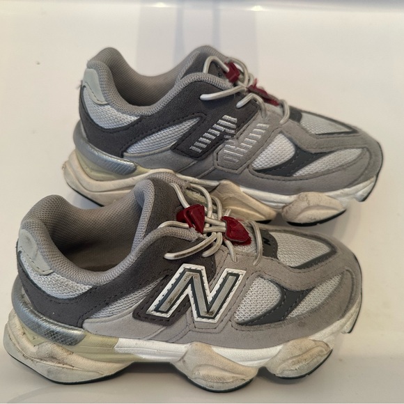 Kids Gray and Red New Balance
9060 RD "Rain Cloud" sneakers - Picture 1 of 9